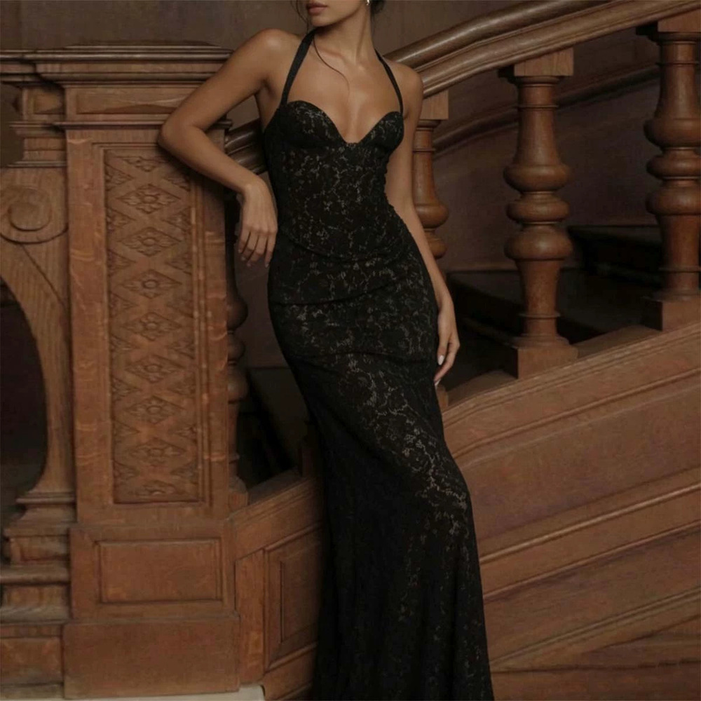 Forever 21 s Plunging Halter Neck Lace Bodycon Evening Dress
